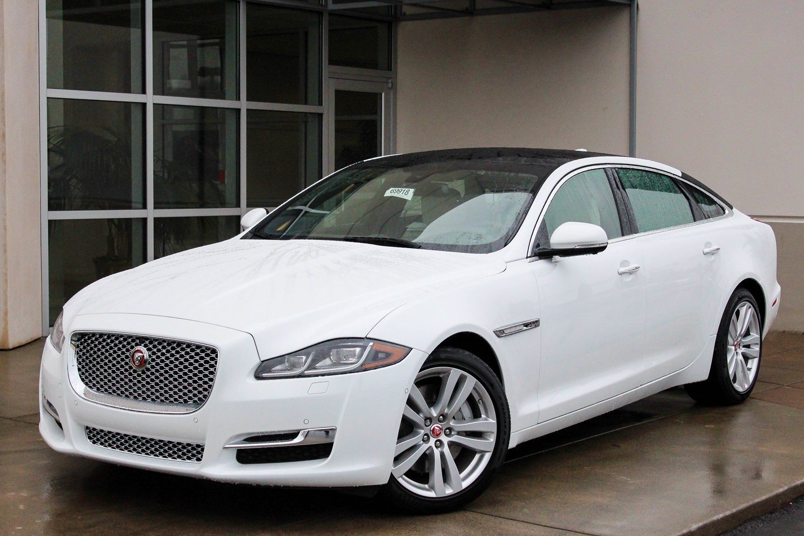 Jaguar xf xj отличия